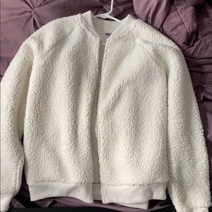 Super comfy/fuzzy Sherpa zip up jacket